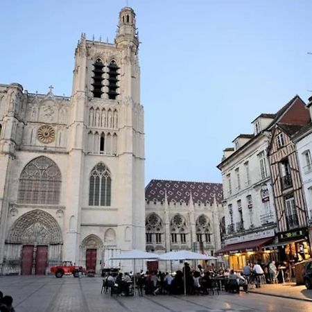 Super Appartement T3 Proche Gare Sens Luaran gambar