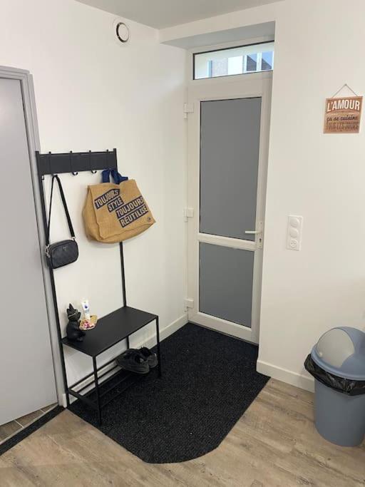 Super Appartement T3 Proche Gare Sens Luaran gambar